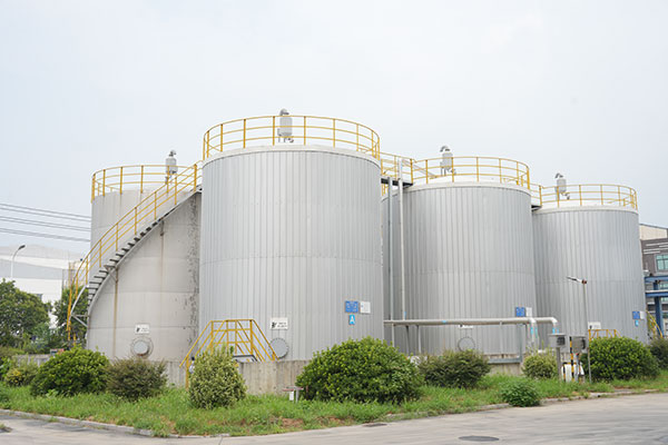 Liquid Raw Material Storage Tank